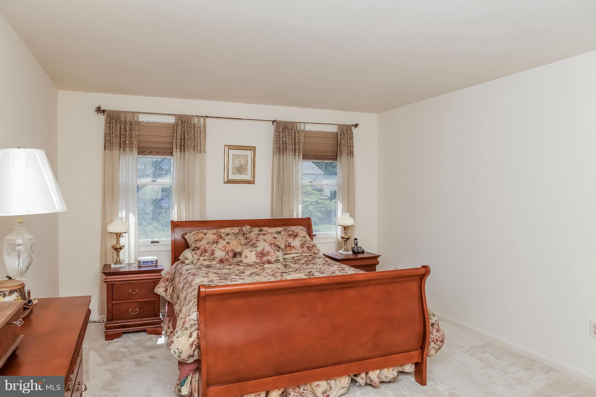 106 Summit Hall Road Gaithersburg, MD 20877 - Photo 14 of 30 Bath (Master)