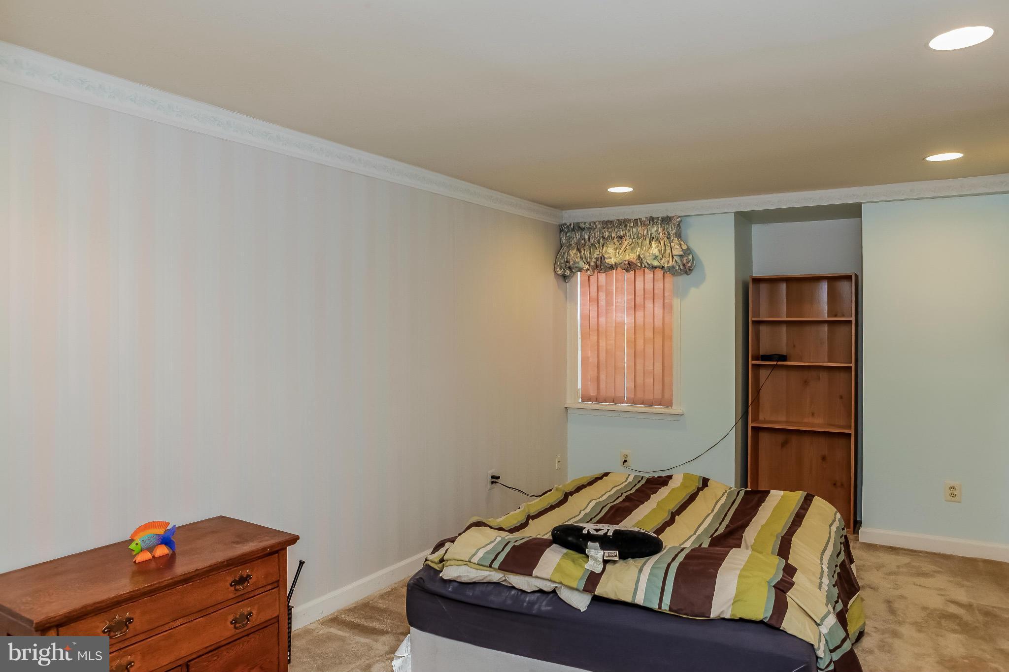 106 Summit Hall Road Gaithersburg, MD 20877 - Photo 24 of 30 Bedroom