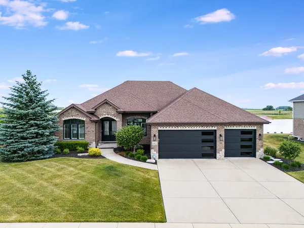 $899,000 | 24135 Bay To Bay Boulevard, Manhattan, IL 60442