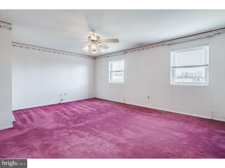 12442 Wyndom Road Philadelphia, PA 19154 - Photo 10 of 23 Master Bedroom