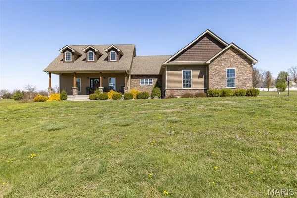 $849,900 | 5909 Feezor Road, Farmington, MO 63640