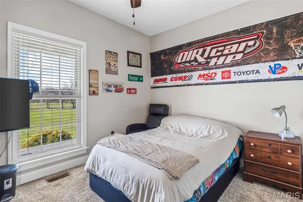 $849,900 | 5909 Feezor Road, Farmington, MO 63640