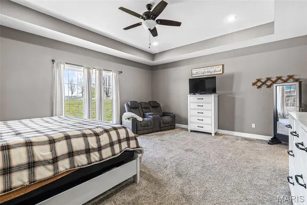 $849,900 | 5909 Feezor Road, Farmington, MO 63640
