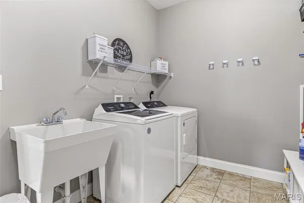 $849,900 | 5909 Feezor Road, Farmington, MO 63640