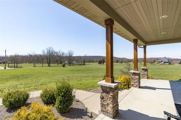 $849,900 | 5909 Feezor Road, Farmington, MO 63640
