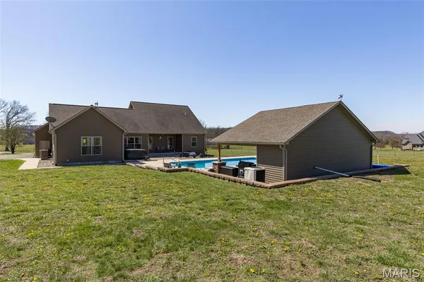$849,900 | 5909 Feezor Road, Farmington, MO 63640