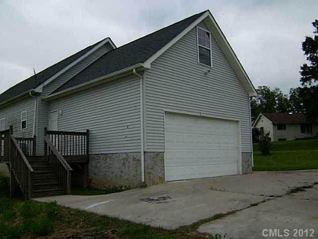102 Zeb Cline Road Shelby, NC 28150 - Photo 3 of 12 Gallery Image 3