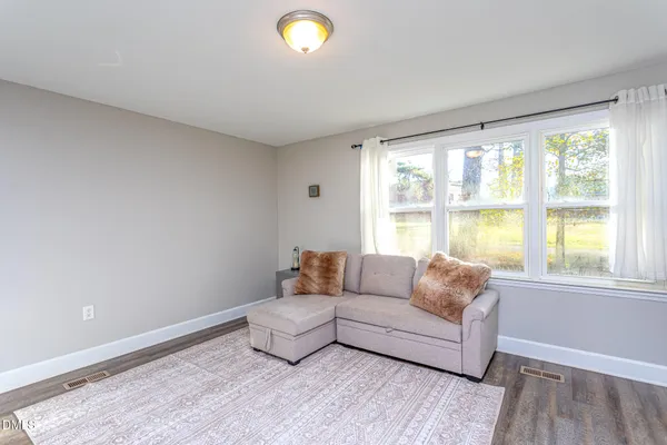 $190,000 | 10222 South Chestnut Street, Middlesex, NC 27557