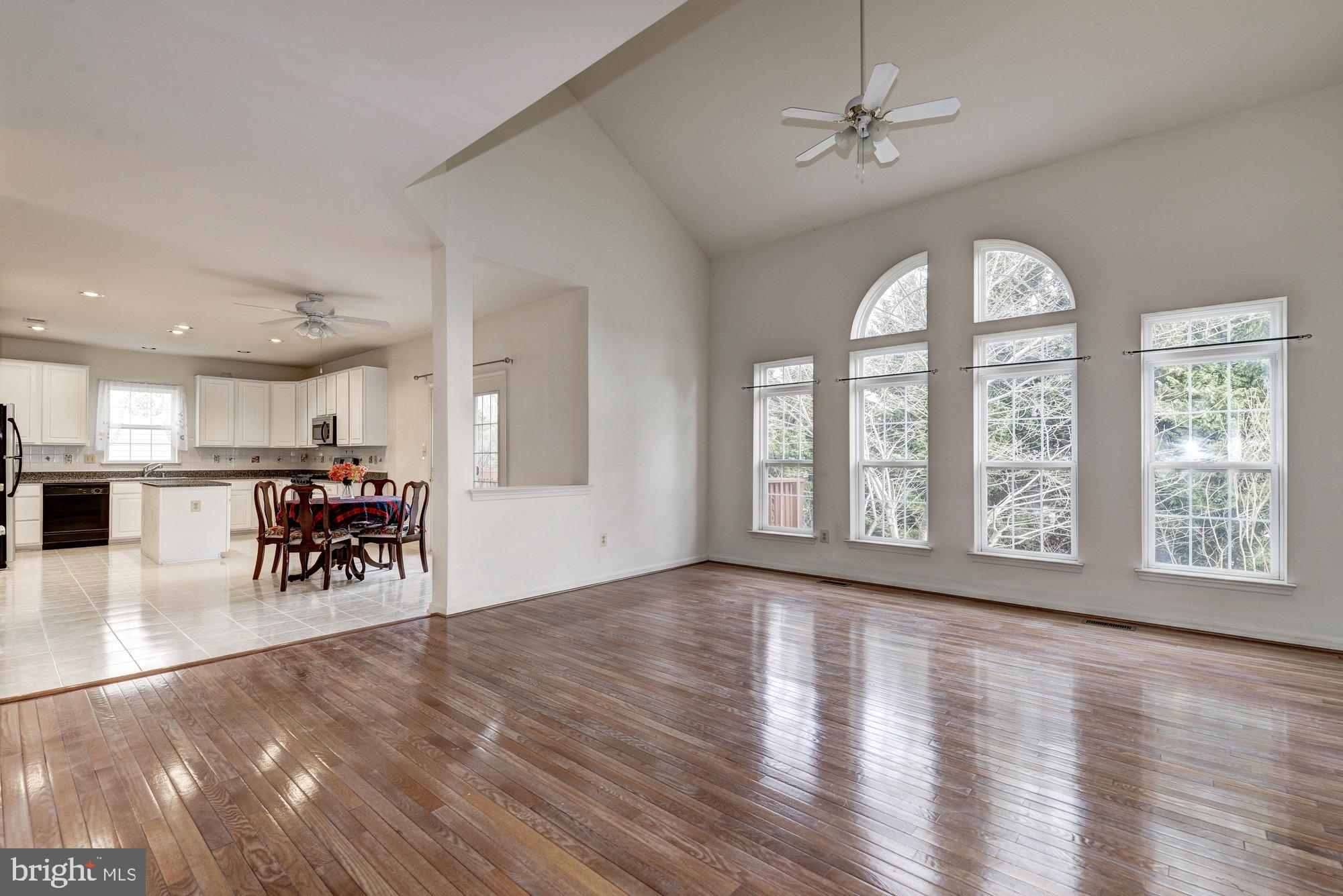 13812 Rockingham Road Germantown, MD 20874 - Photo 14 of 66 Gallery Image 14