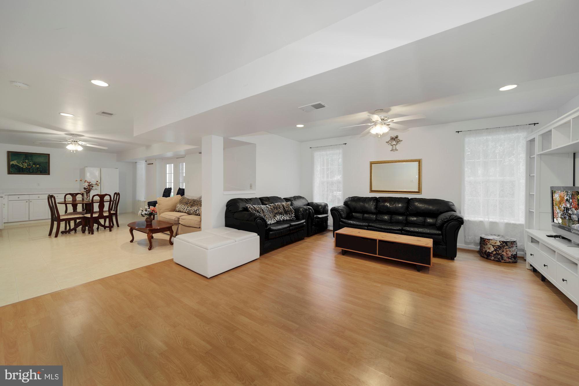 13812 Rockingham Road Germantown, MD 20874 - Photo 44 of 66 Gallery Image 44