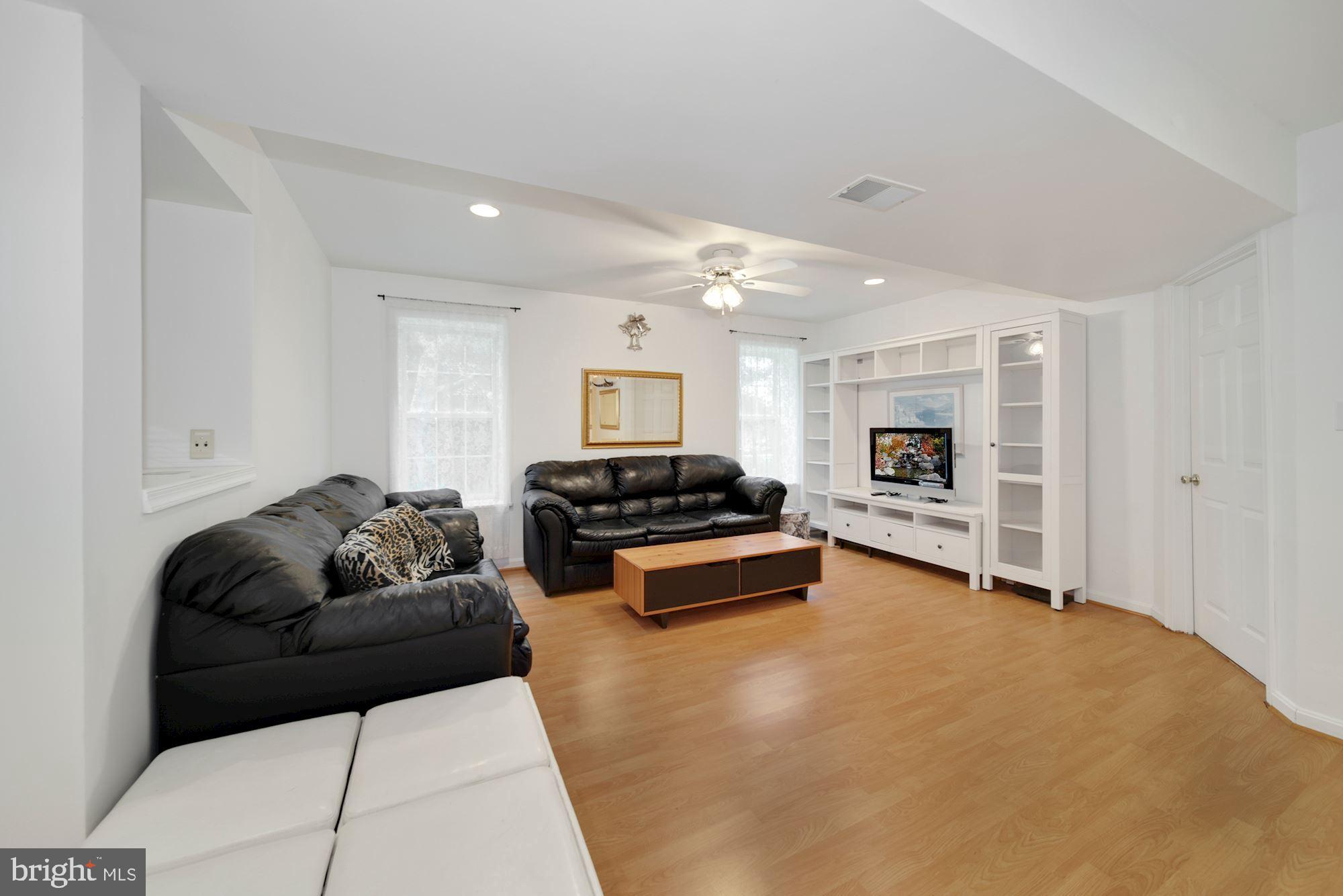 13812 Rockingham Road Germantown, MD 20874 - Photo 45 of 66 Gallery Image 45