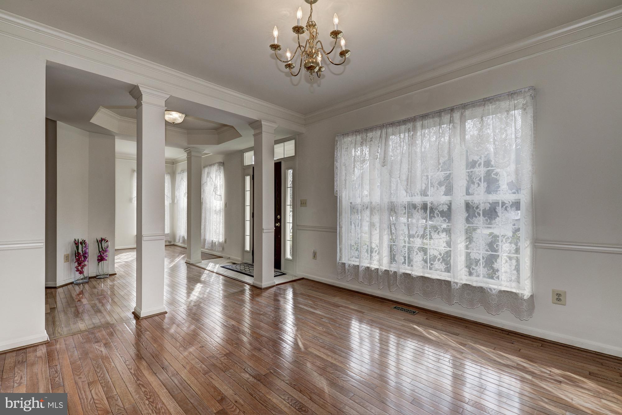 13812 Rockingham Road Germantown, MD 20874 - Photo 5 of 66 Gallery Image 5