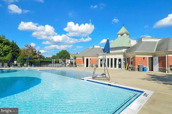 13812 Rockingham Road Germantown, MD 20874 - Photo 56 of 66 community pool