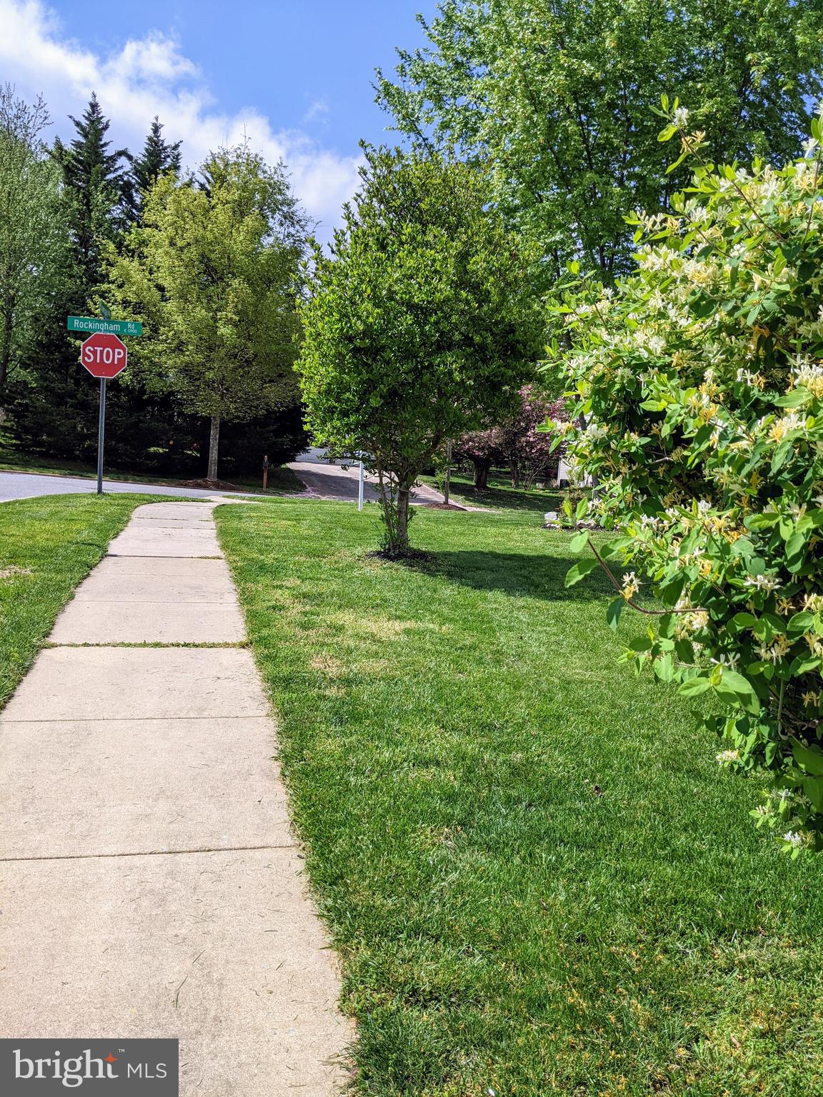 13812 Rockingham Road Germantown, MD 20874 - Photo 59 of 66 Side walk