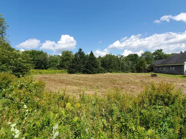$79,000 | 343 West Main Street, Searsport, ME 04974