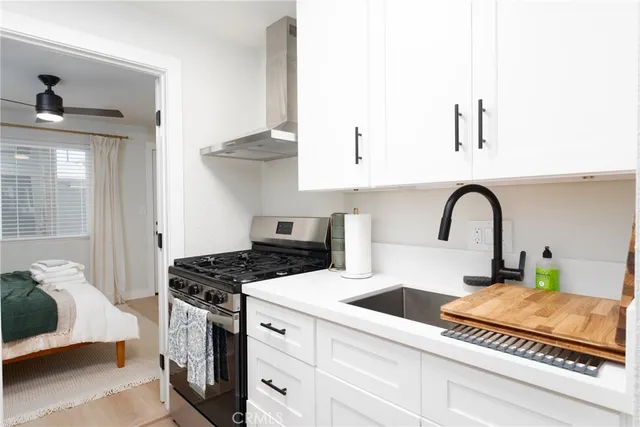 $3,000 | 1043 East Palmyra Avenue, Unit 2, Orange, CA 92866