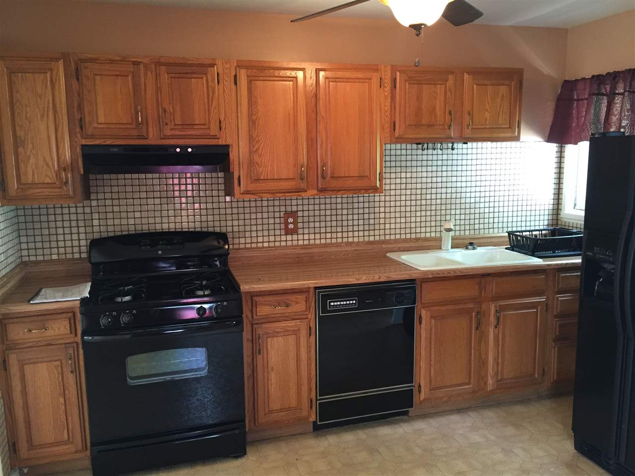4909 Stratford Road Evansville, IN 47710 - Photo 3 of 21 Gallery Image 3