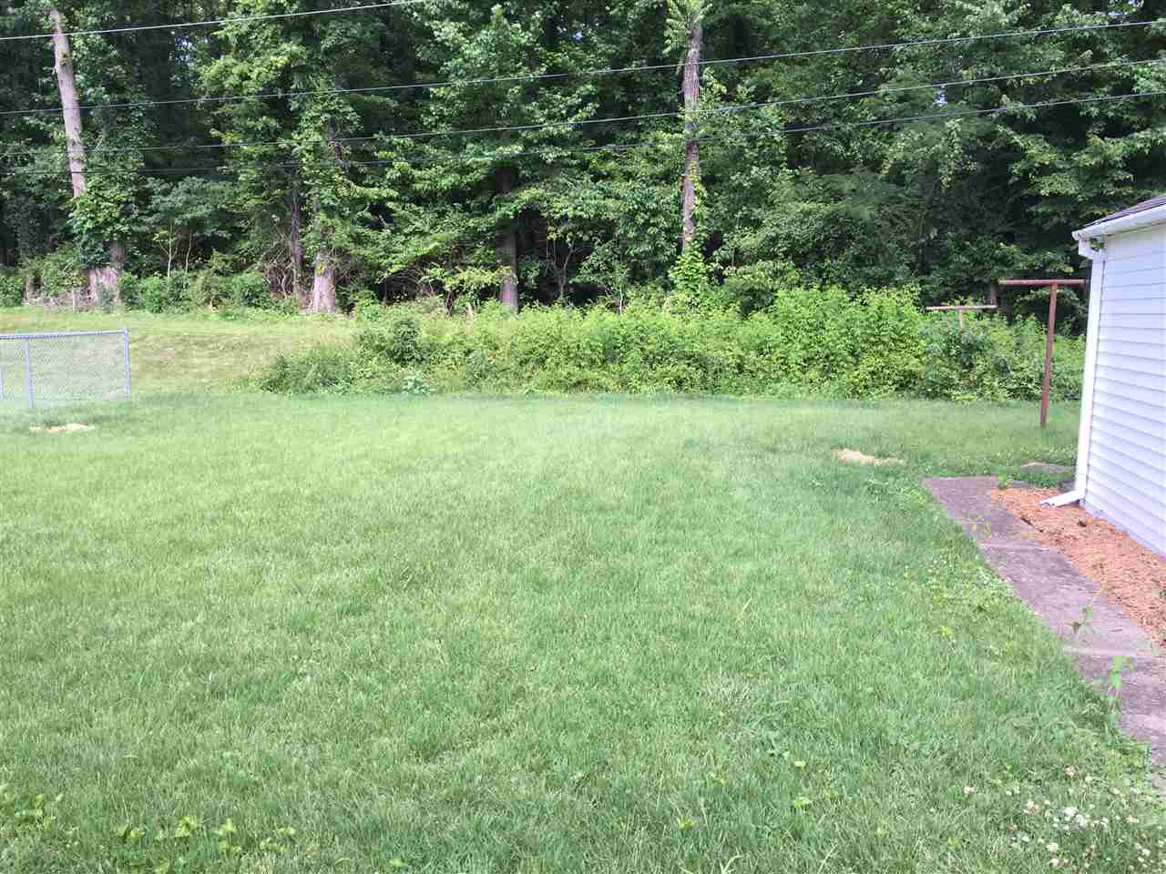 4909 Stratford Road Evansville, IN 47710 - Photo 5 of 21 Gallery Image 5