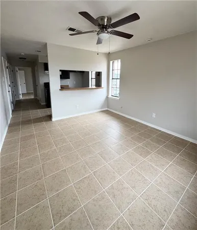 $900 | 909 Linda Lane, Unit D, Laplace, LA 70068