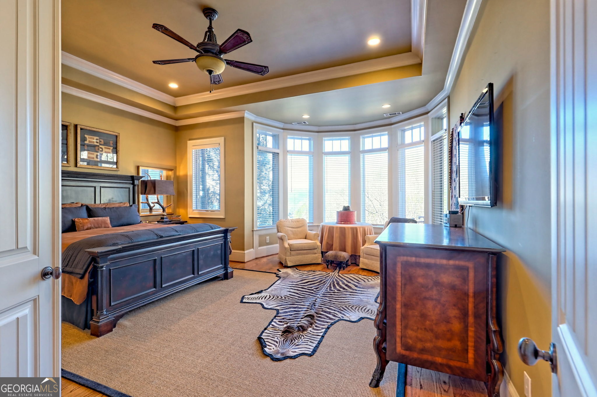 689 Waterfall Drive Clayton, GA 30525 - Photo 37 of 108 a living room with furniture and a large window
