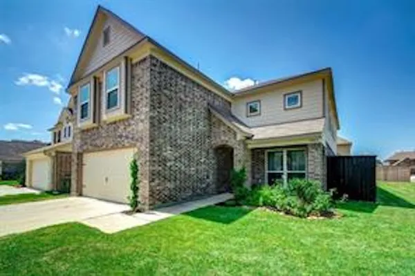 $2,400 | 9997 Hyacinth Way, Conroe, TX 77385