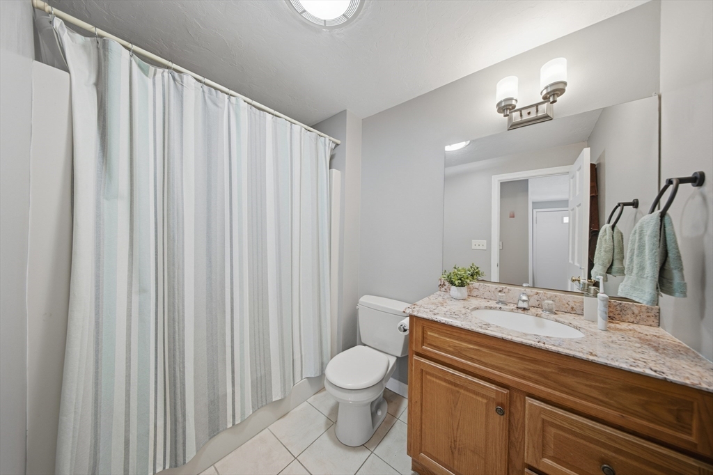 5 South Main Street Northbridge, MA 01534 - Photo 9 of 26