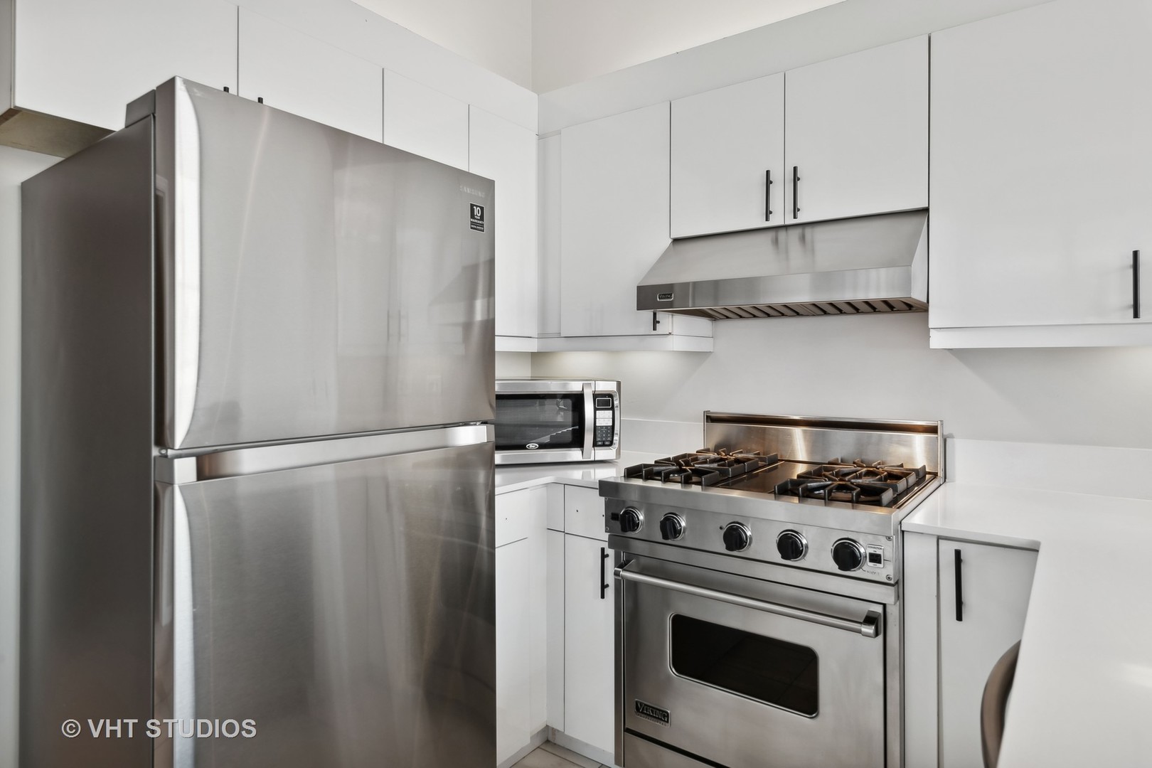 812 West Van Buren Street, Unit 2J Chicago, IL 60607 - Photo 10 of 22