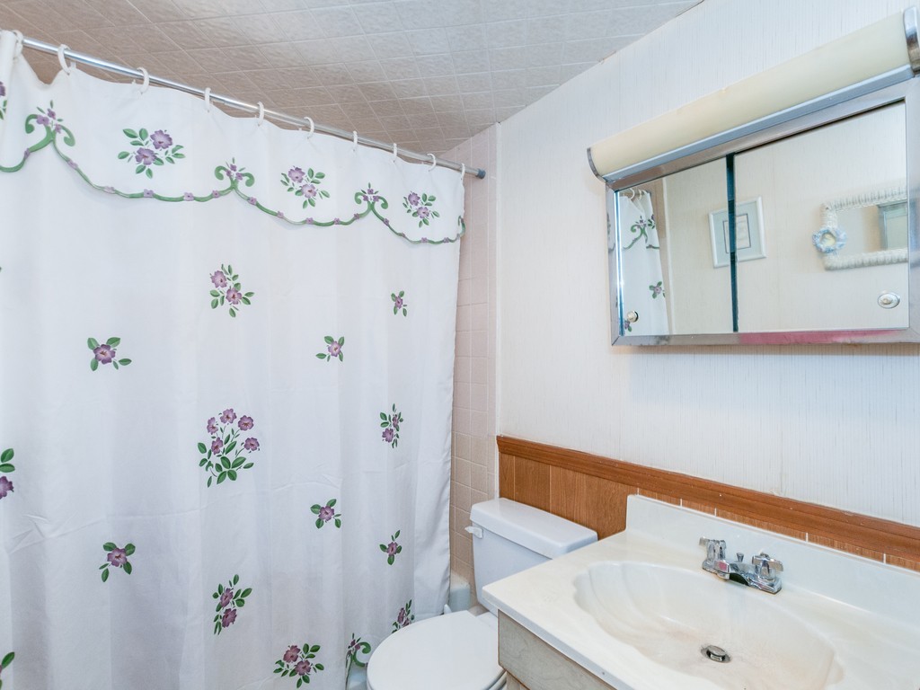 42 Mountain Road Waltham, MA 02451 - Photo 15 of 20