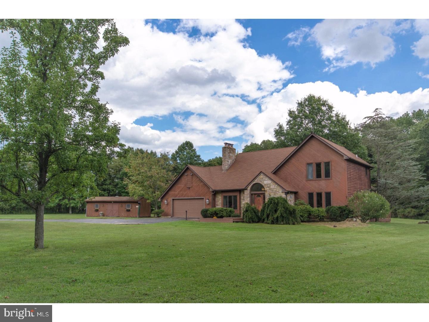 946 Apple Road Quakertown, PA 18951 - Photo 1 of 24 Gallery Image 1