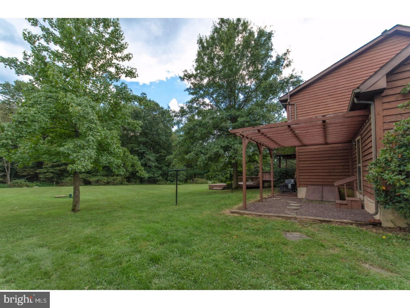 946 Apple Road Quakertown, PA 18951 - Photo 20 of 24 Gallery Image 20