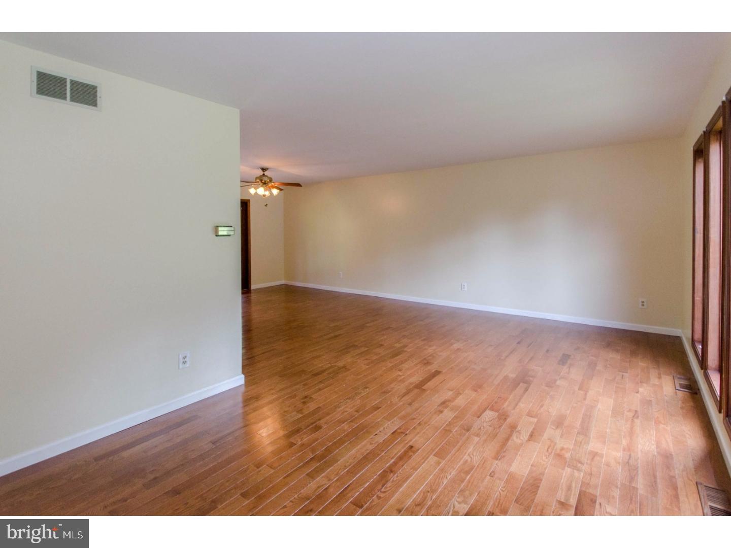 946 Apple Road Quakertown, PA 18951 - Photo 7 of 24 Gallery Image 7