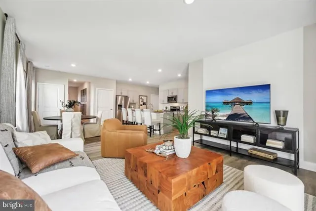 $2,700 | 112 Charing Cross Drive, Stephens City, VA 22655