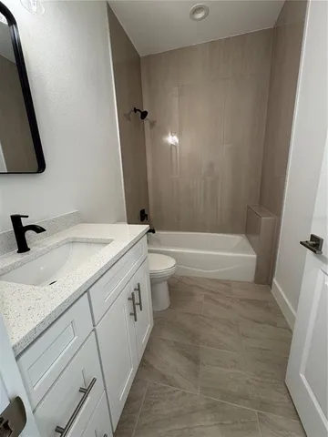 $1,700 | 10490 Pendleton Avenue, Englewood, FL 34224