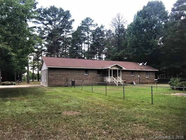 2426 New Cut Church Road Lancaster, SC 29720 - Photo 4 of 28 a front view of a house with garden