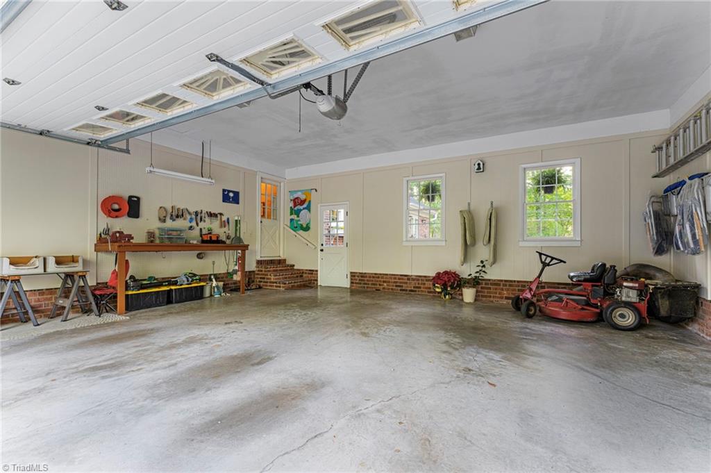 5001 Edinborough Road Greensboro, NC 27406 - Photo 32 of 47