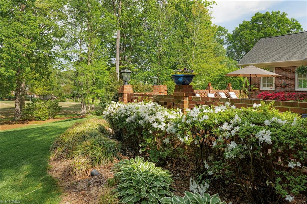 5001 Edinborough Road Greensboro, NC 27406 - Photo 38 of 47