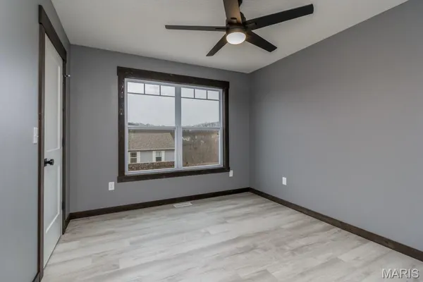 $299,900 | 20977 Halifax Drive, St. Robert, MO 65584