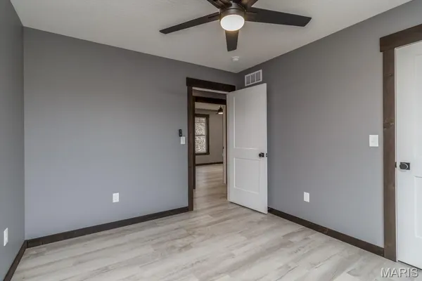 $299,900 | 20977 Halifax Drive, St. Robert, MO 65584