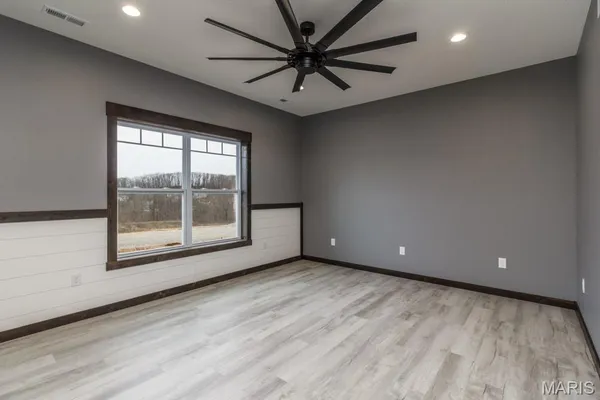 $299,900 | 20977 Halifax Drive, St. Robert, MO 65584