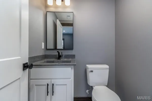 $299,900 | 20977 Halifax Drive, St. Robert, MO 65584