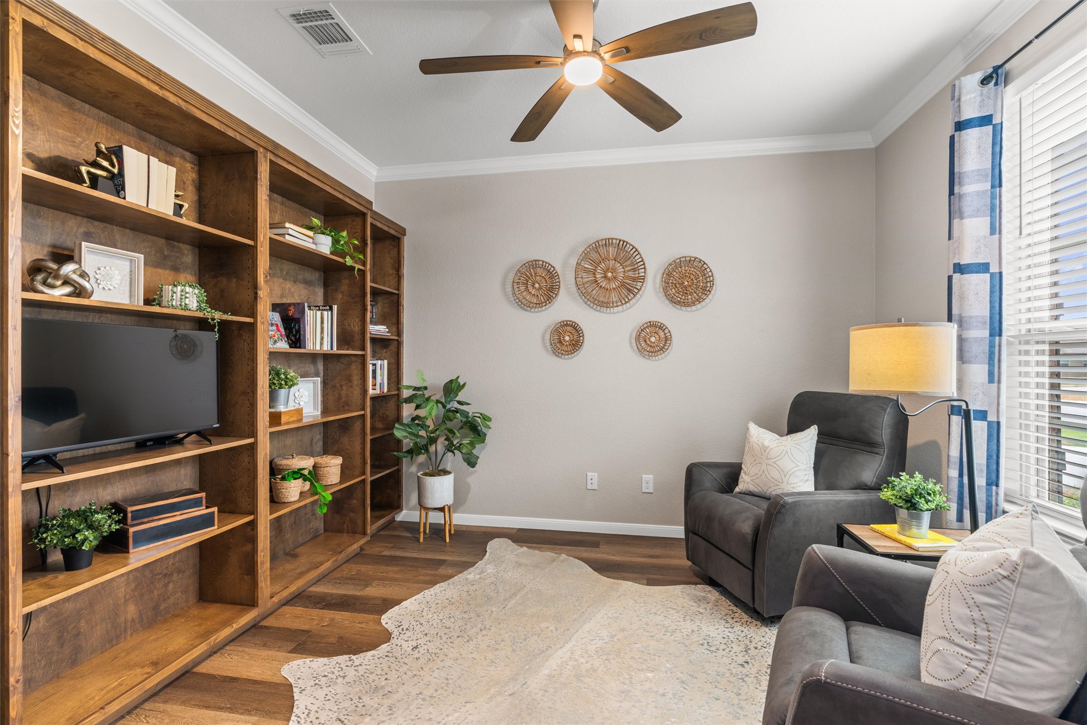 417 Ibis Falls Loop Jarrell, TX 76537 - Photo 4 of 38 Gallery Image 4
