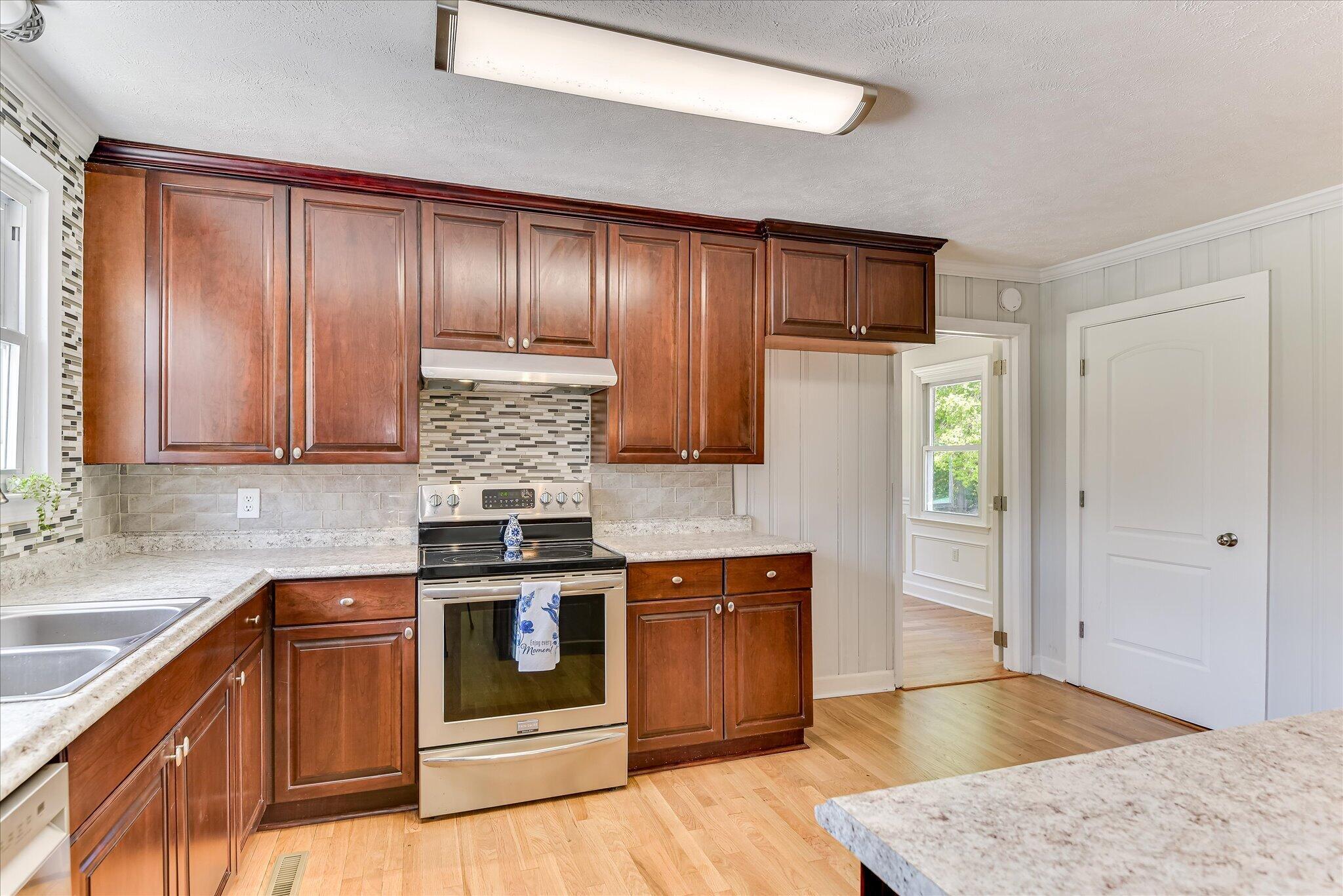 1896 Highway 23 Edgefield, SC 29824 - Photo 23 of 59