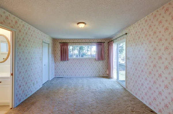 $429,500 | 6656 North Dearing Avenue, Fresno, CA 93710