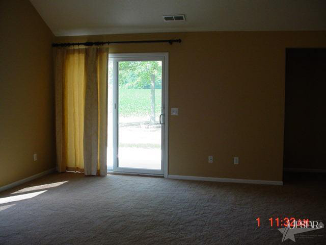 1176 Oak Grove Place Decatur, IN 46733 - Photo 2 of 8