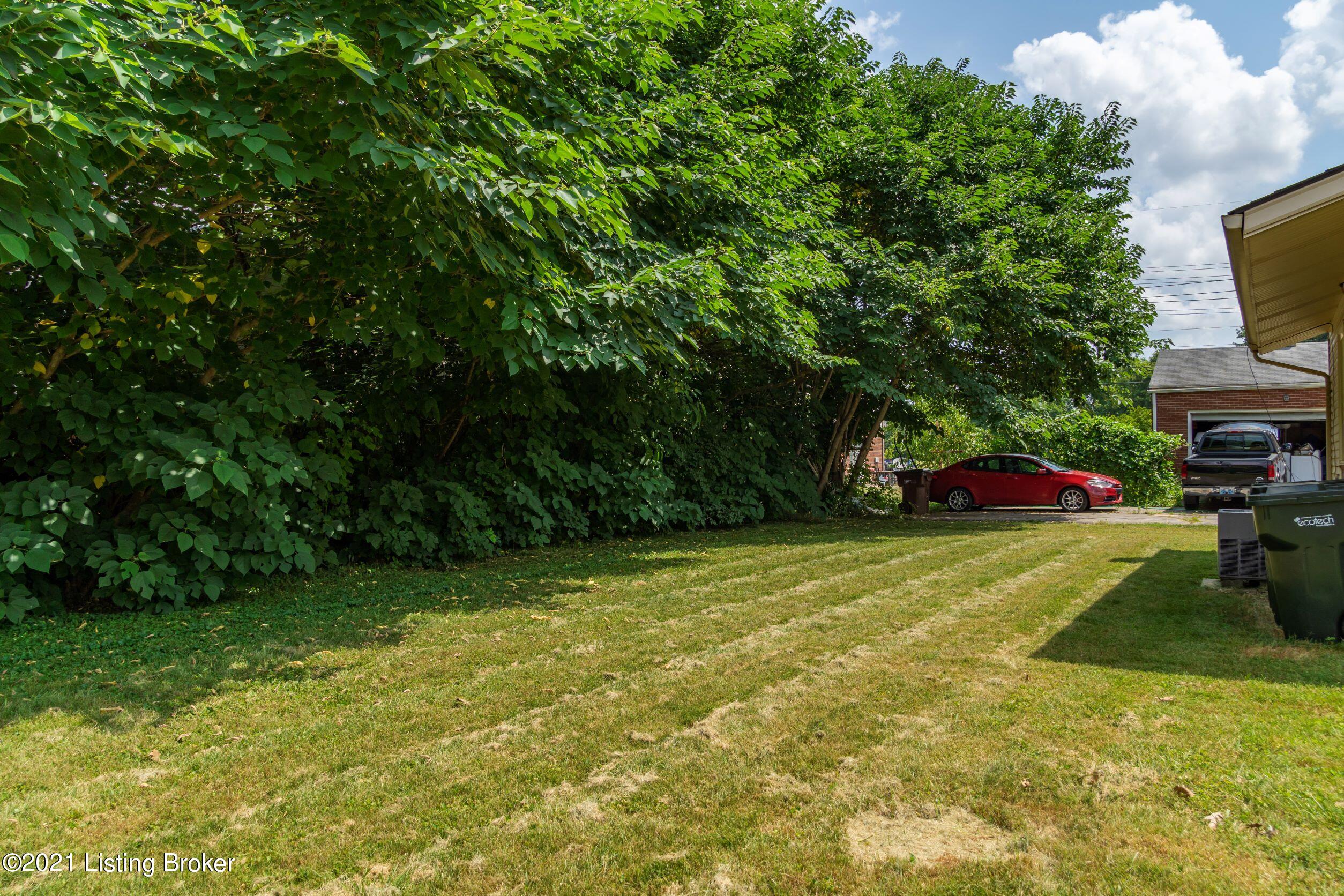 5409 Rural Way Louisville, KY 40218 - Photo 28 of 32 5409-Rural-Way-20210805-030