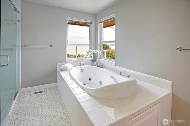 $975,000 | 1451 South Sloan Place, Camano Island, WA 98282