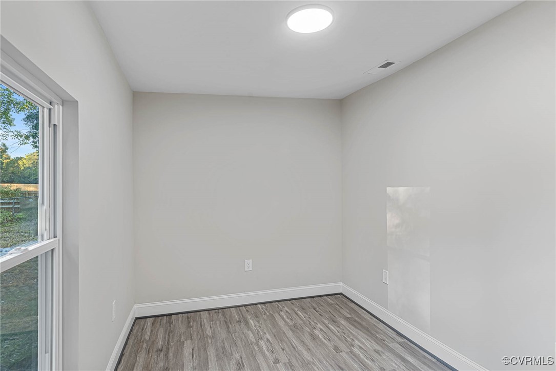 15412 Moores Mill Road Ruther Glen, VA 22546 - Photo 20 of 31 a view of a small space