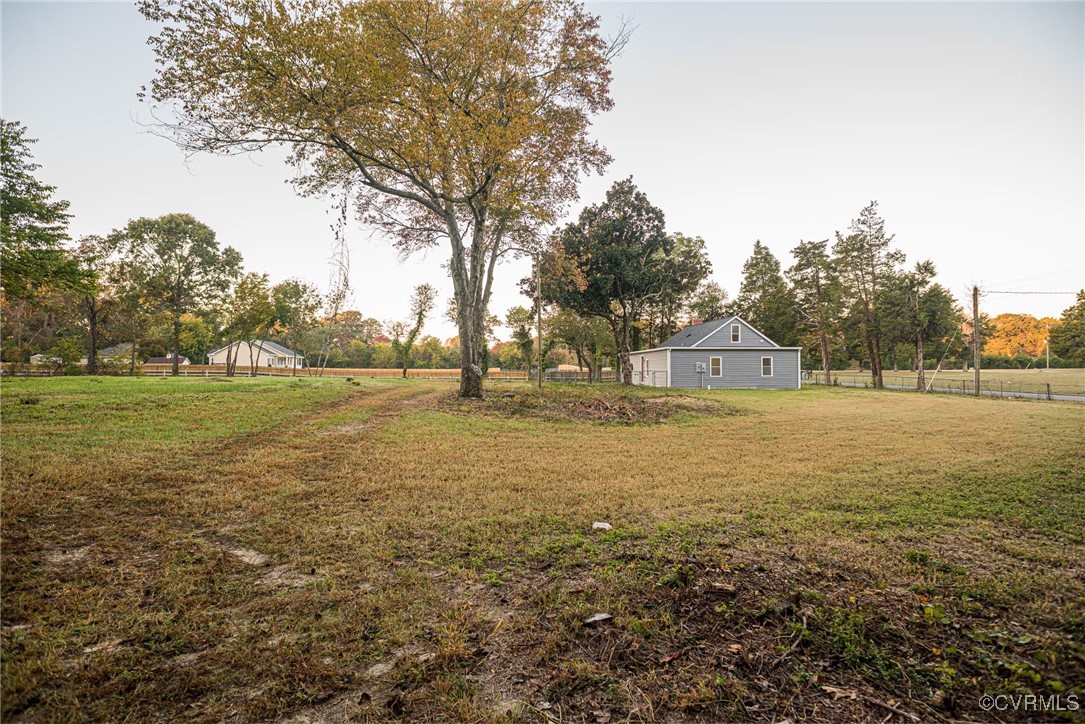 15412 Moores Mill Road Ruther Glen, VA 22546 - Photo 7 of 31