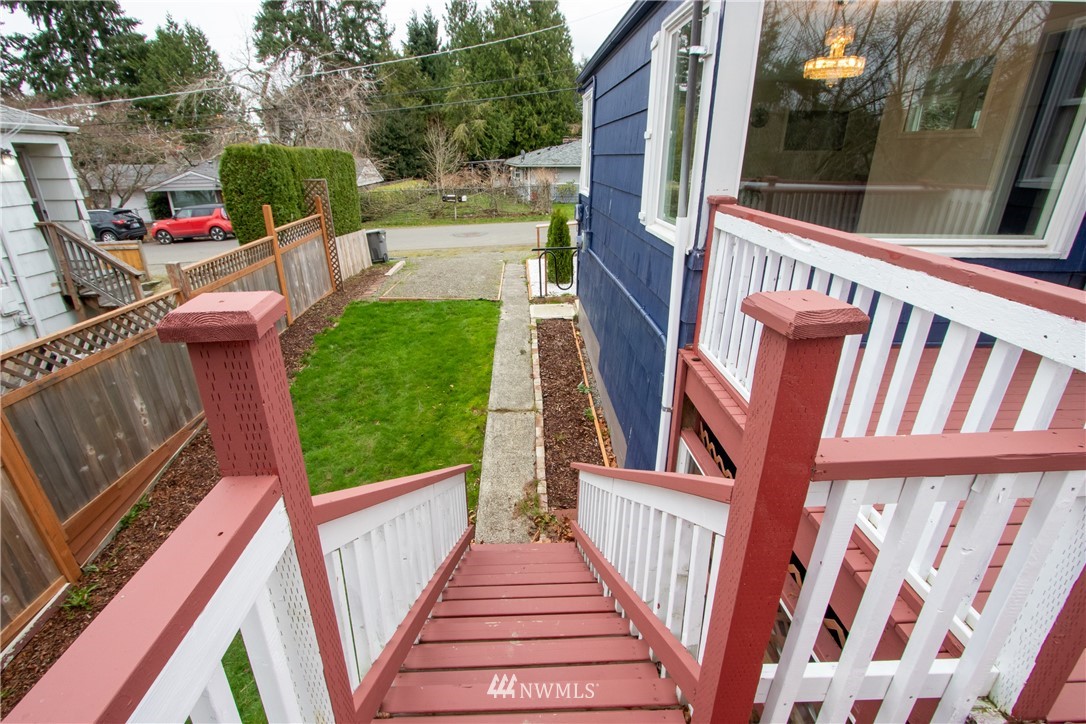 10651 Rustic Road South Seattle, WA 98178 - Photo 32 of 34 a view of outdoor sitting area