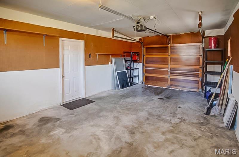 212 Springdale Drive Belleville, IL 62223 - Photo 31 of 38 Gallery Image 31